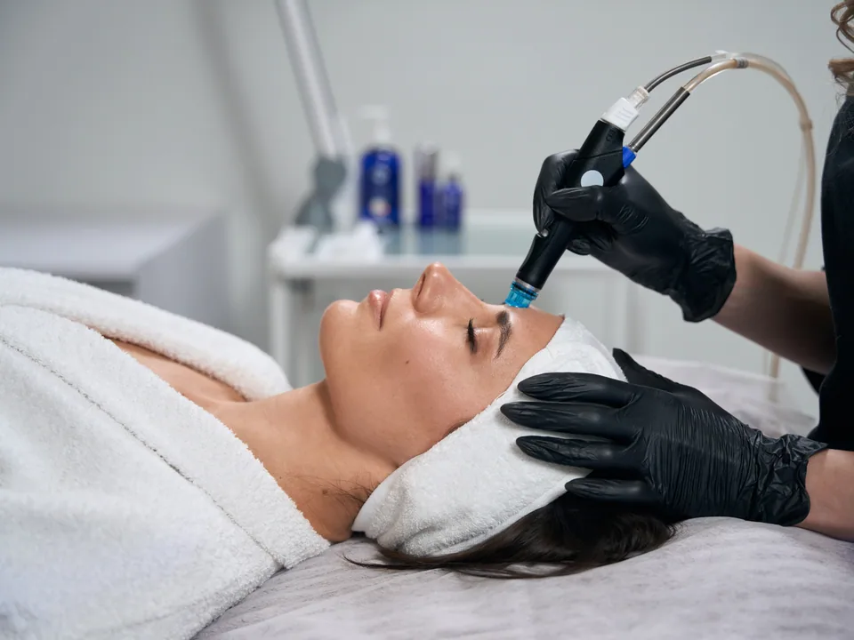 HydroDerma Facial Skin Rejuvenation | VIVO Body Studio