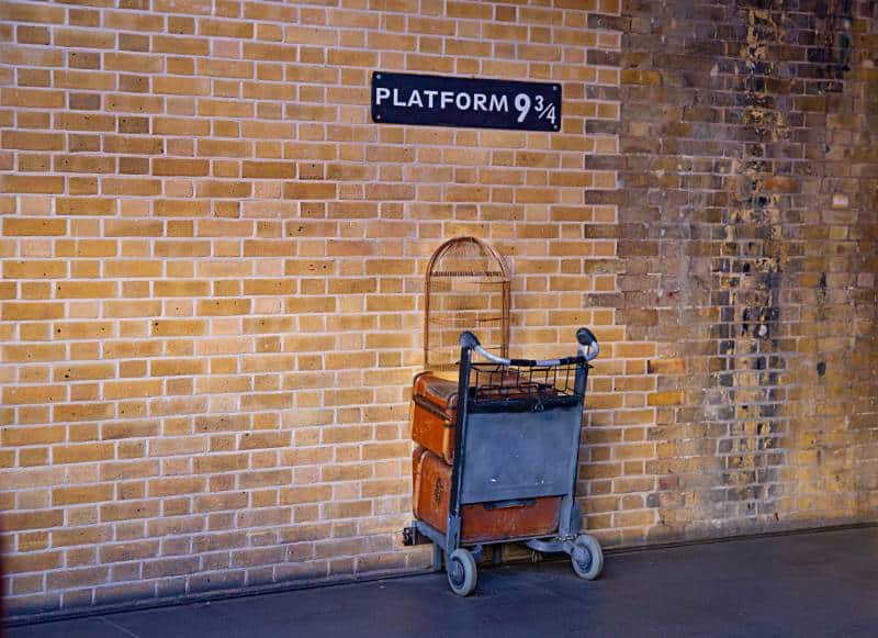 Platform 9 3/4 in King's Cross Station